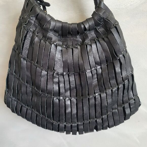 Pikolinos Black Leather Shredded Woven boho Shoulder Back Whipstich 15 x 12 - Picture 2 of 10